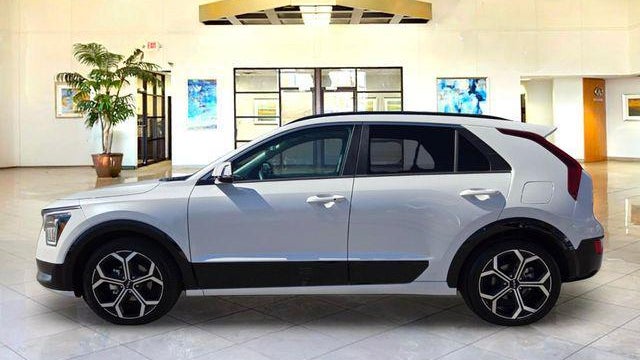2023 Kia Niro EX Touring