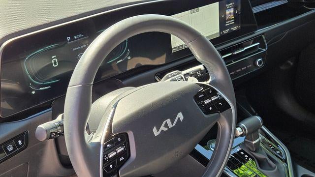 2023 Kia Niro EX Touring