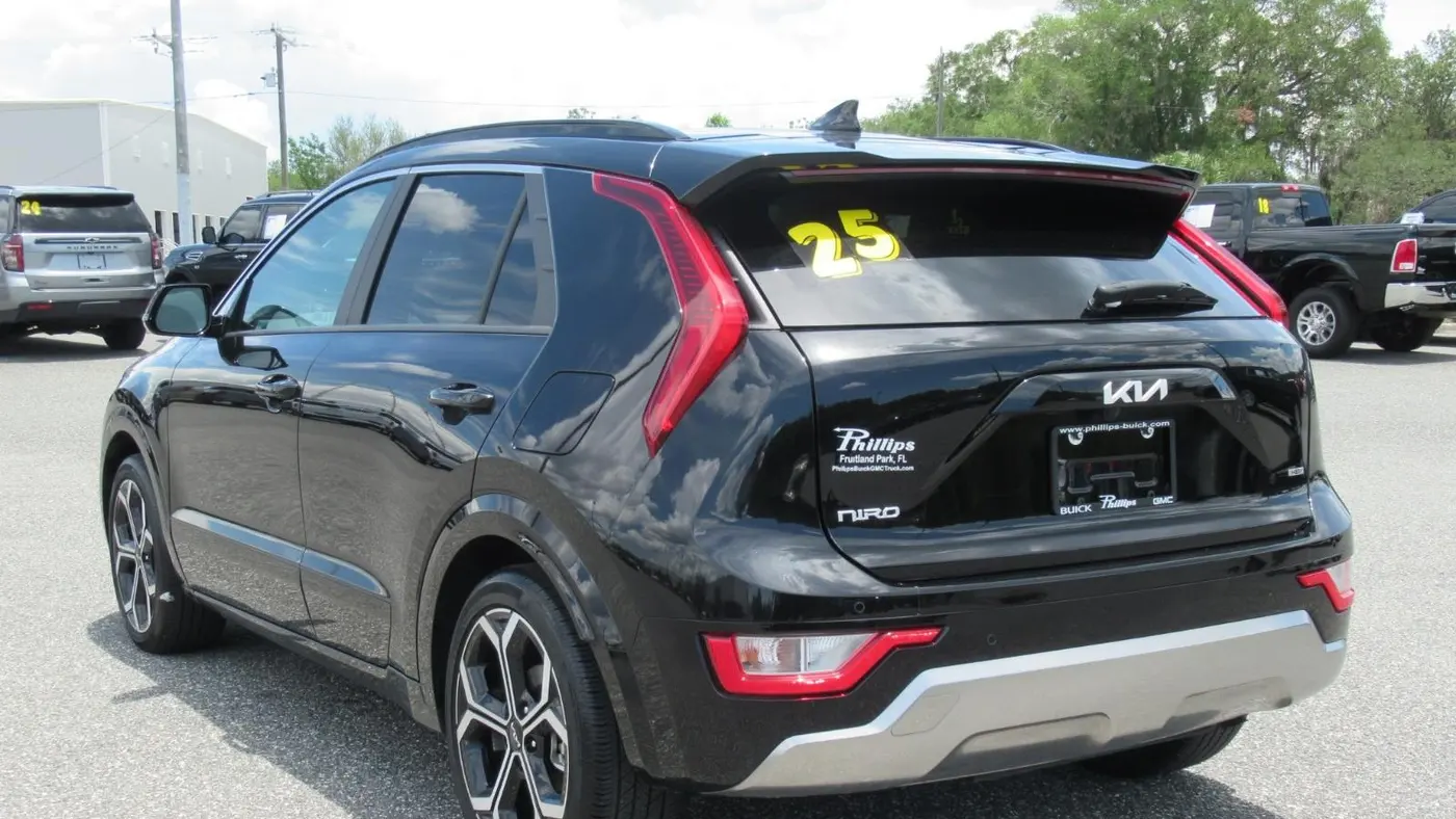 2025 Kia Niro EX Touring