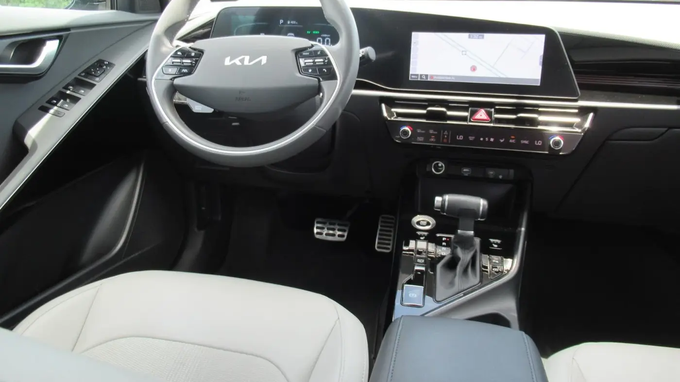 2025 Kia Niro EX Touring