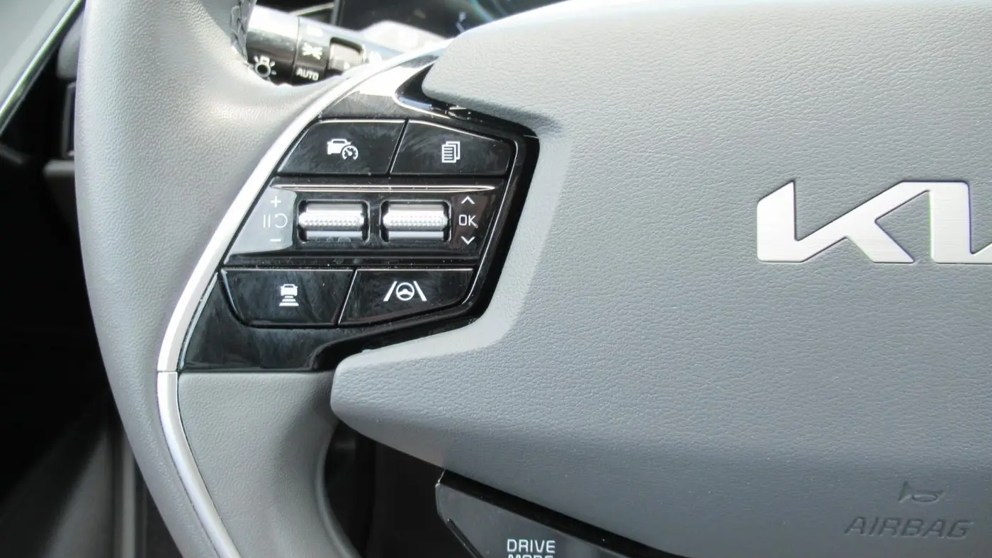 2025 Kia Niro EX Touring