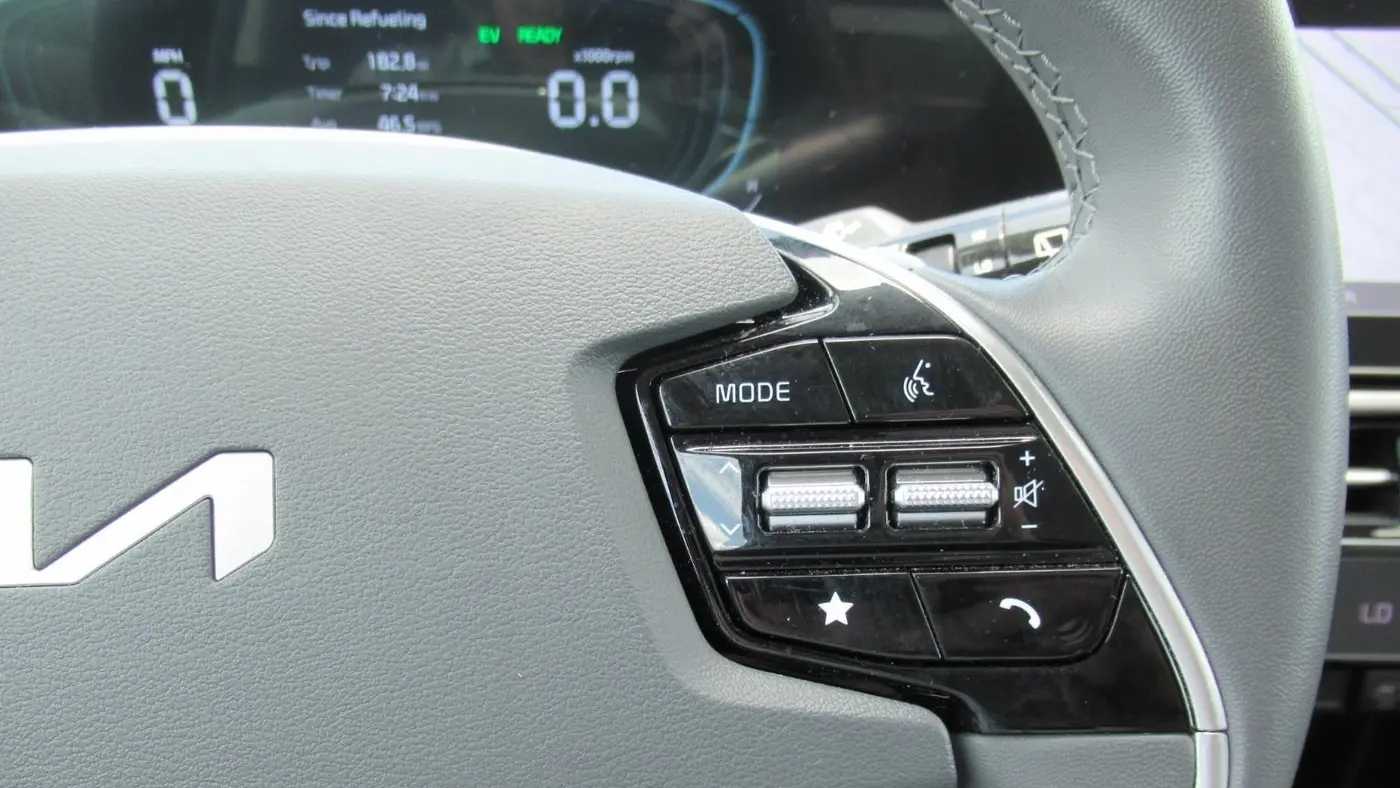 2025 Kia Niro EX Touring