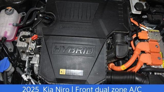 2025 Kia Niro EX