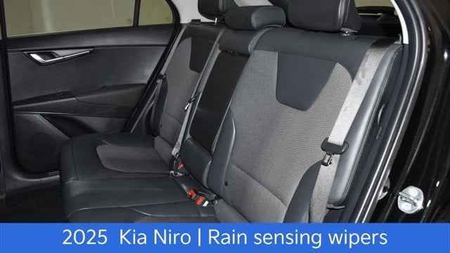 2025 Kia Niro EX