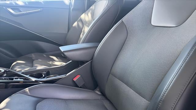 2023 Kia Niro Plug-In Hybrid EX