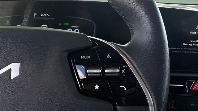 2023 Kia Niro Plug-In Hybrid EX
