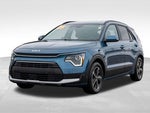 2025 Niro Plug-In Hybrid Thumbnail 3