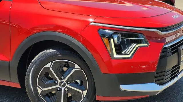 2025 Kia Niro Plug-In Hybrid EX