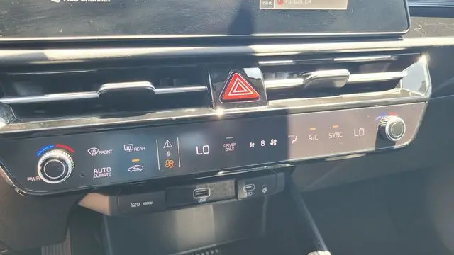 2025 Kia Niro Plug-In Hybrid EX