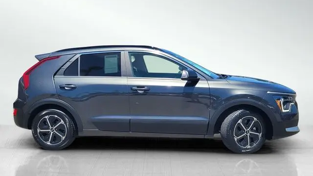 2023 Kia Niro Plug-In Hybrid EX