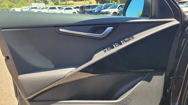 2023 Kia Niro Plug-In Hybrid EX