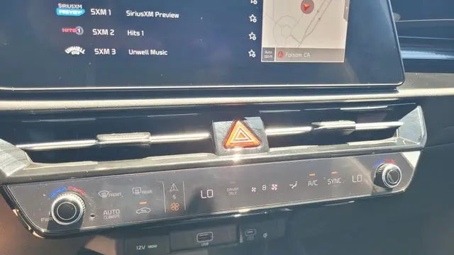 2023 Kia Niro Plug-In Hybrid EX