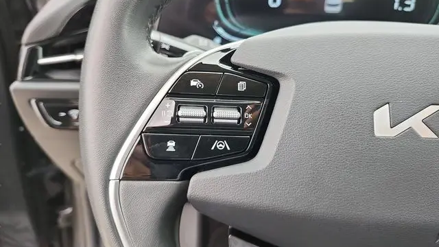 2024 Kia Niro Plug-In Hybrid EX