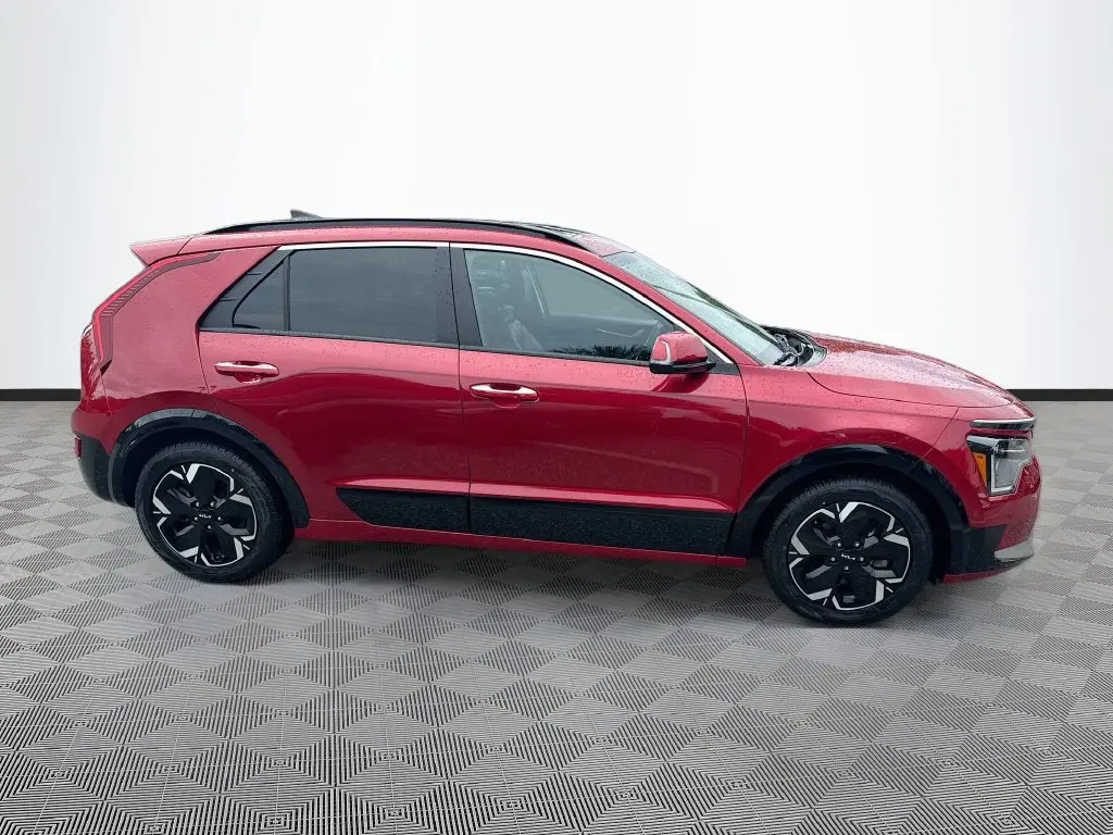 2023 Kia Niro - $20,957