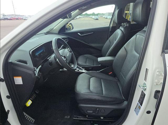 2023 Kia Niro - $21,908