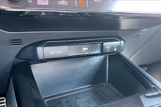 2023 Kia Niro - $21,908