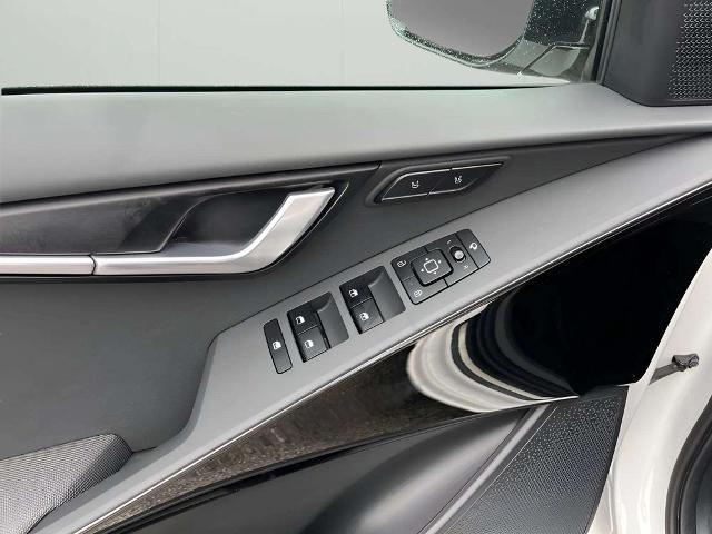 2023 Kia Niro - $23,421