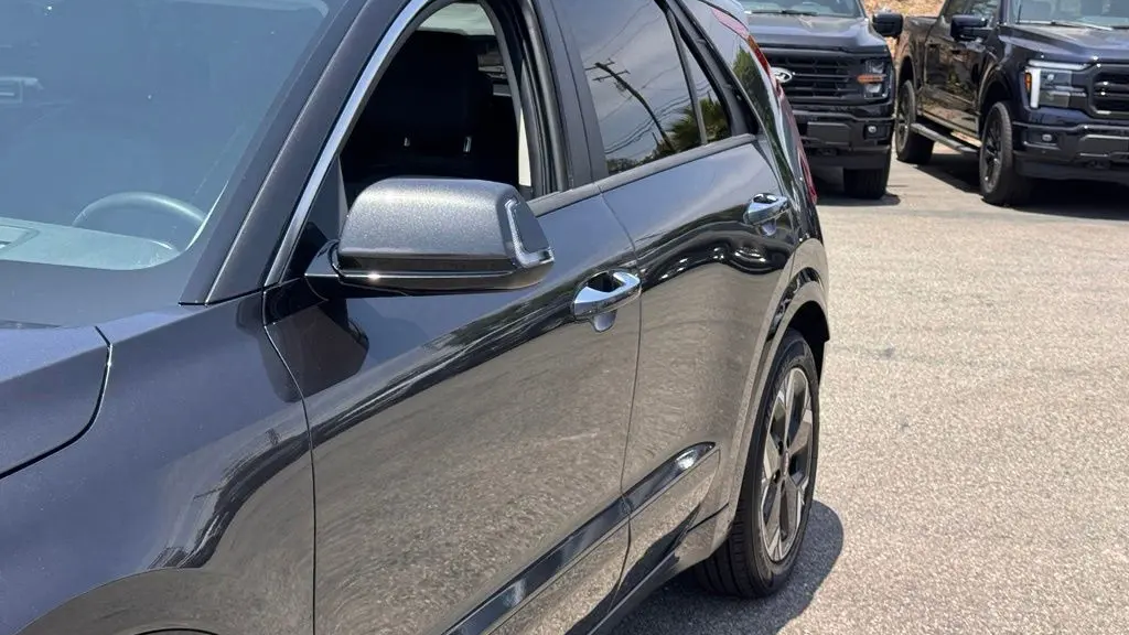 2023 Kia Niro EV Wave