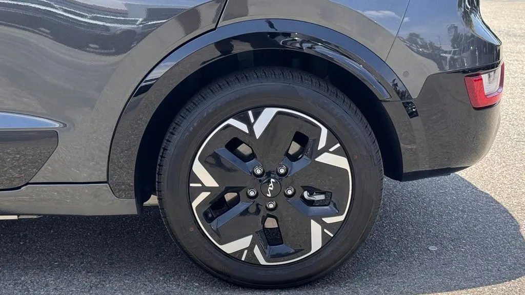 2023 Kia Niro EV Wave