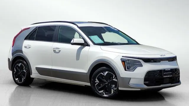 Preowned 2024 Kia Niro EV Wave for Sale