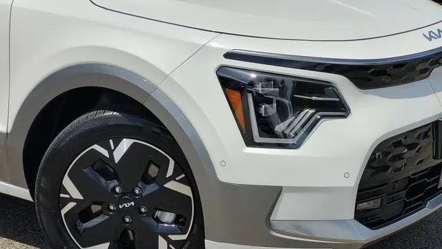 2024 Kia Niro EV Wave