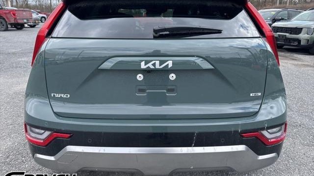 2025 Kia Niro SX Touring