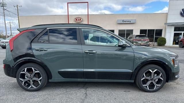 2025 Kia Niro SX Touring