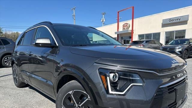Preowned 2025 Kia Niro SX for Sale