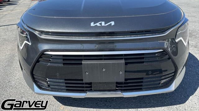 2025 Kia Niro SX