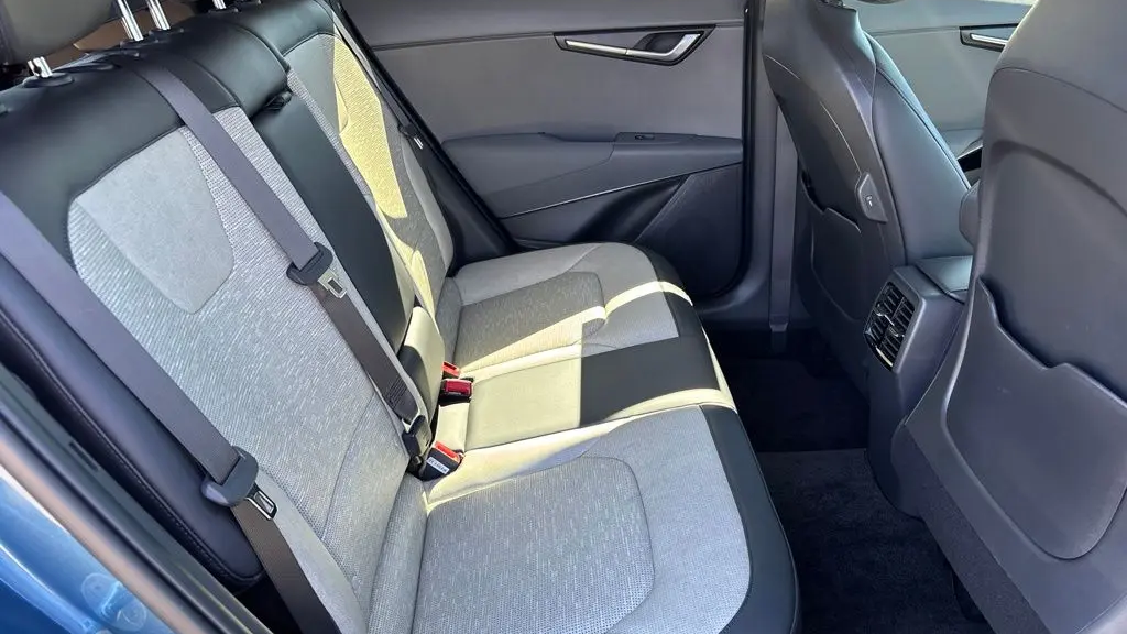 2024 Kia Niro SX