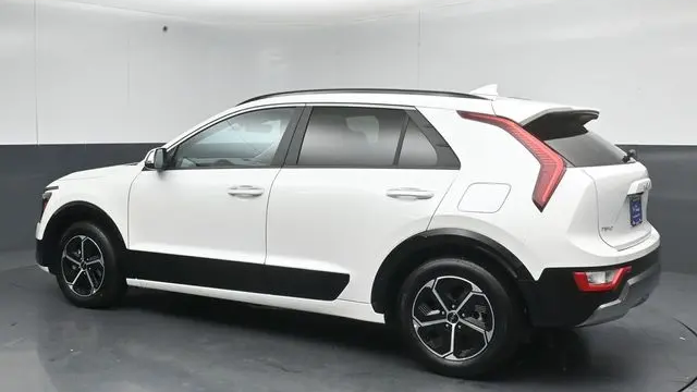 2025 Kia Niro SX Touring