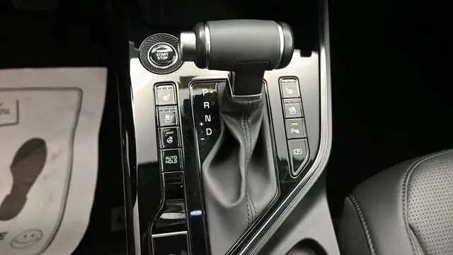 2025 Kia Niro SX Touring