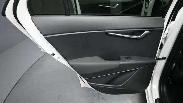 2025 Kia Niro SX Touring