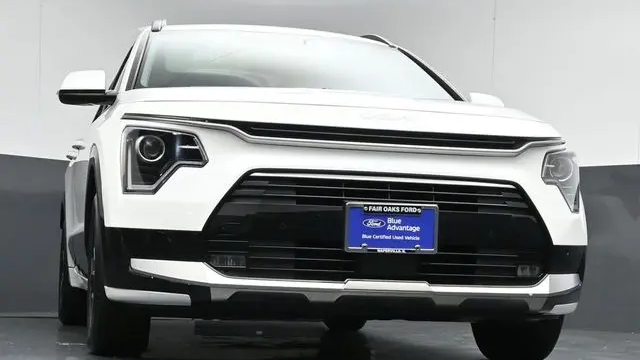 2025 Kia Niro SX Touring