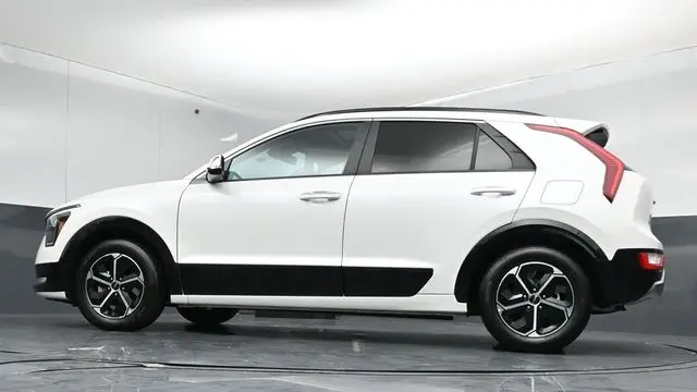 2025 Kia Niro SX Touring