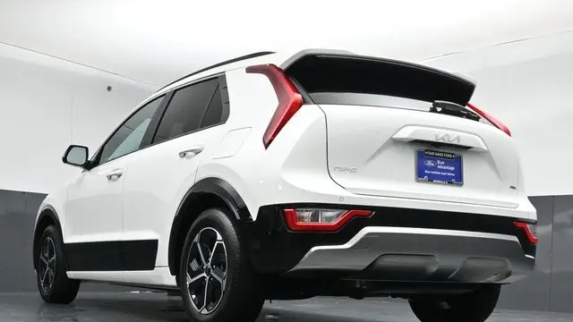 2025 Kia Niro SX Touring