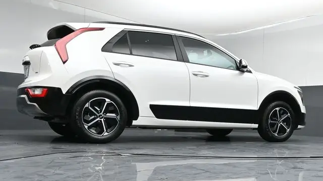 2025 Kia Niro SX Touring