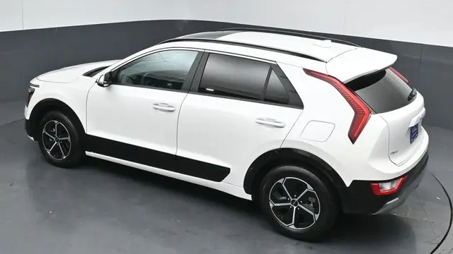 2025 Kia Niro SX Touring