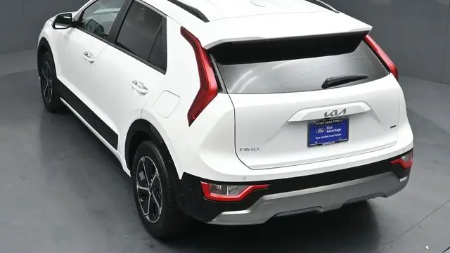 2025 Kia Niro SX Touring