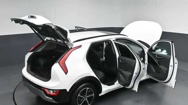 2025 Kia Niro SX Touring