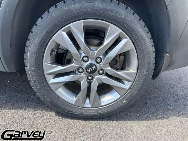 2021 Kia Seltos - $15,700