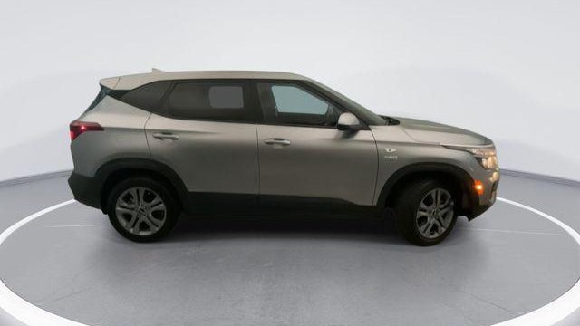 2023 Kia Seltos LX