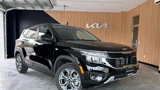 Preowned 2025 Kia Seltos LX for Sale