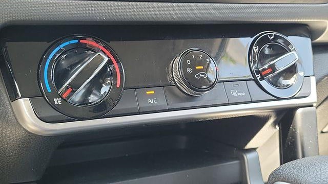 2023 Kia Seltos LX