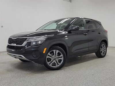 Photo of a 2021 Kia Seltos AWD LX 4DR SUV for sale