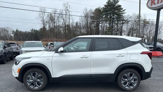 2025 Kia Seltos LX