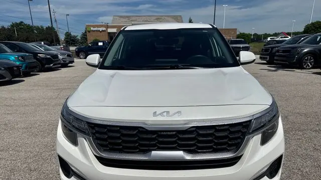 2023 Kia Seltos LX
