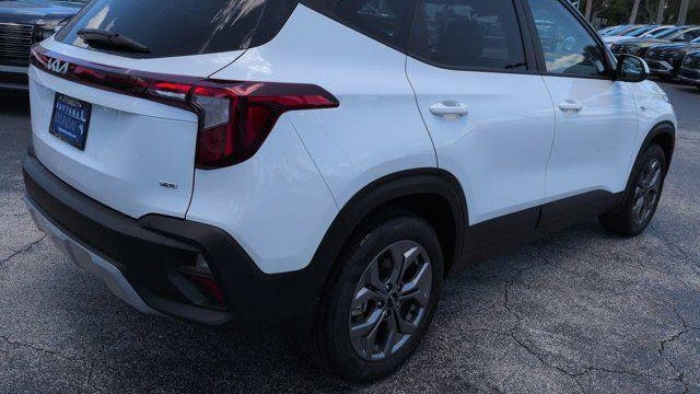 2025 Kia Seltos LX