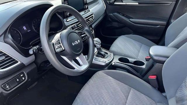 2023 Kia Seltos LX