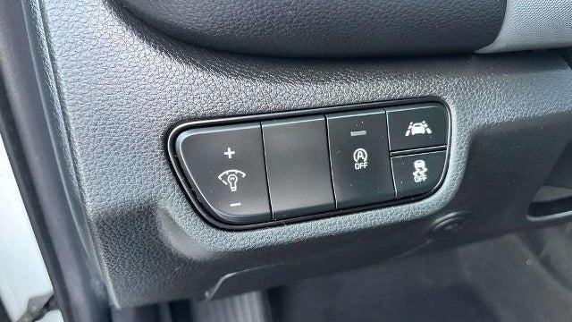 2023 Kia Seltos LX